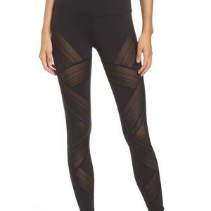 Alo Yoga High-Waisted Ultimate Legging